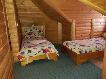 Фото номера Семейный номер Гостевой дом У Ірини г. Ясиня 4